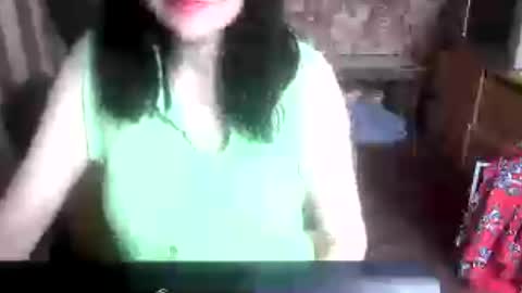 Snapshot of yanafiesta chatting on June 12, 11:42 am yanafiesta online show from June 12, 11:42 am
