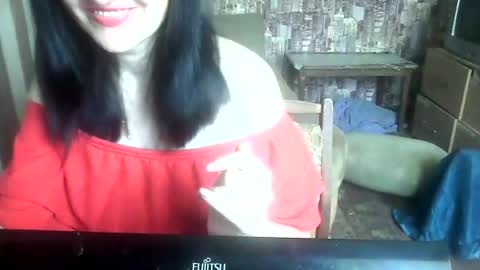 Snapshot of yanafiesta chatting on July 6, 12:13 pm yanafiesta online show from July 6, 12:13 pm