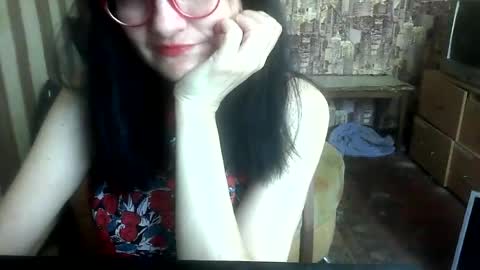 Snapshot of yanafiesta chatting on July 18, 11:03 am yanafiesta online show from July 18, 11:03 am