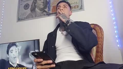 Snapshot of yanfranko420 chatting on March 4, 3:01 am Yan online show from March 4, 3:01 am