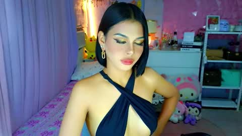 YANG AUDREY LONE online show from February 16, 12:51 am