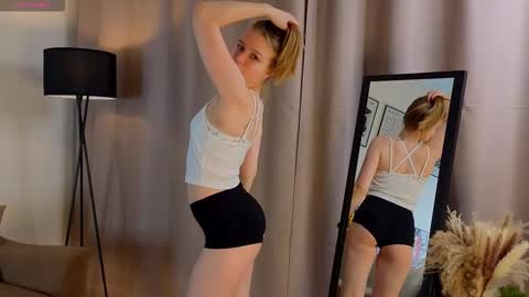 Kate online show from November 15, 2:13 pm