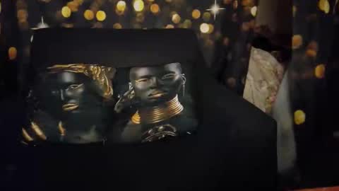 Anika online show from November 19, 3:01 pm