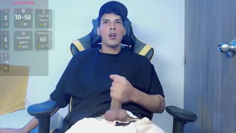 Snapshot of yankees_ chatting on September 19, 9:32 am DANILO P online show from September 19, 9:32 am