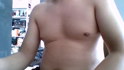 Snapshot of yankoloco92 chatting on March 10, 8:14 pm yankoloco92 online show from March 10, 8:14 pm