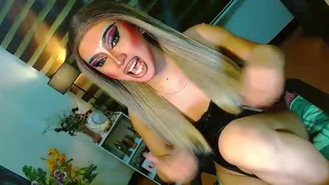 miss yasii online show from May 1, 3:05 pm