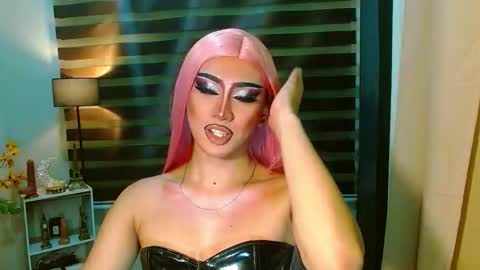 miss yasii online show from May 16, 3:33 pm