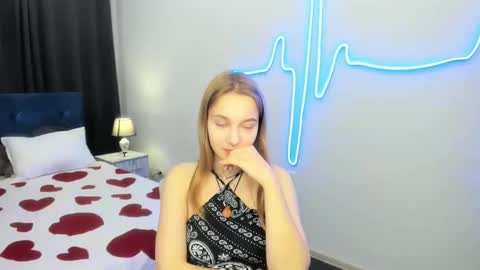 Yasmina online show from October 7, 1:19 pm