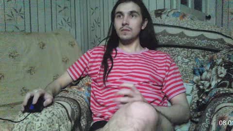 Snapshot of yatocka chatting on January 8, 5:48 am Sven online show from January 8, 5:48 am