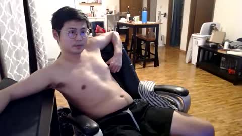 Snapshot of yawnimhorny chatting on November 23, 9:53 am yawnimhorny online show from November 23, 9:53 am