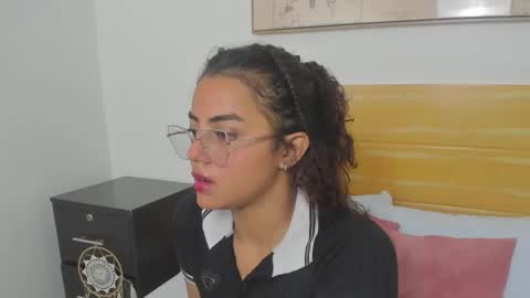 yaya23x online show from January 3, 12:19 pm