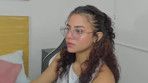 yaya23x online show from January 15, 12:04 pm