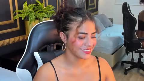 yaya23x online show from February 19, 7:38 pm