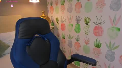 yaya23x online show from September 9, 1:21 pm