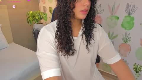 yaya23x online show from October 1, 2:12 pm