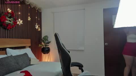 yaya23x online show from December 21, 3:02 am