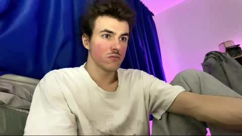 yayay333 online show from February 18, 5:09 pm