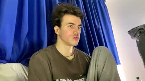 yayay333 online show from March 19, 5:44 am