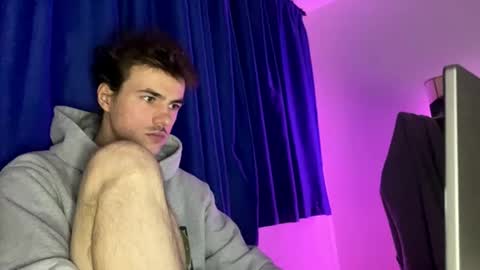 yayay333 online show from April 14, 11:11 pm