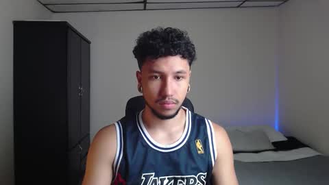 yeff online show from October 22, 1:50 am