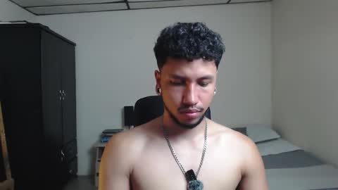 yeff online show from January 5, 11:19 pm