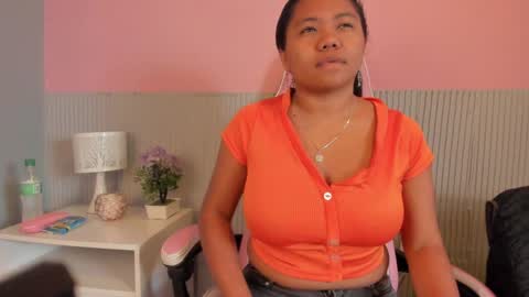 yeika_foxy online show from April 4, 11:29 am