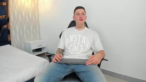 YEIKO ROMERO online show from February 18, 5:42 pm