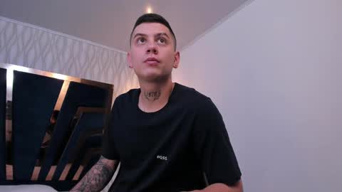 YEIKO ROMERO online show from March 2, 1:49 pm