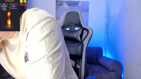 YEIKO ROMERO online show from February 1, 8:07 pm