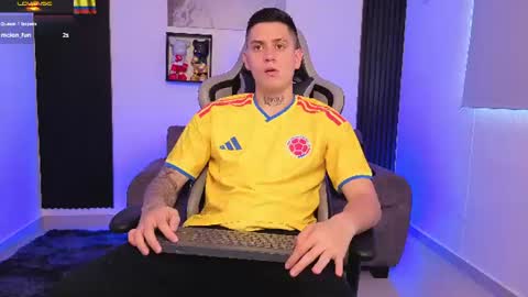 YEIKO ROMERO online show from July 3, 6:36 pm