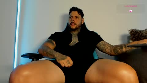 yeikoe1 online show from April 9, 10:48 pm