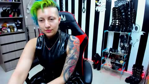 Snapshot of yelena_bondaje chatting on January 13, 9:31 pm Yelena online show from January 13, 9:31 pm