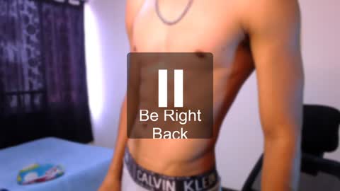 Snapshot of yerfon_s1 chatting on December 11, 9:01 pm Yeff ind. model online show from December 11, 9:01 pm