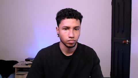 Snapshot of yerfon_s1 chatting on January 24, 1:24 am Yeff ind. model online show from January 24, 1:24 am