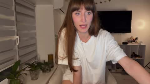 Zoe online show from May 23, 8:46 pm