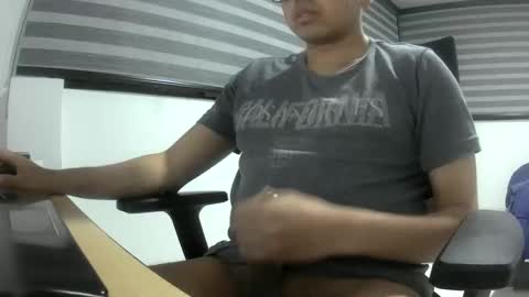 yesidxxx123_ online show from June 7, 4:49 am