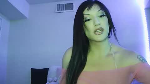 Snapshot of yesnatalia chatting on June 11, 1:38 am Natalia Rae 0. online show from June 11, 1:38 am