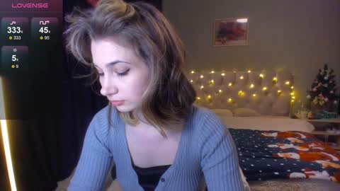 Sofie online show from December 21, 1:32 pm