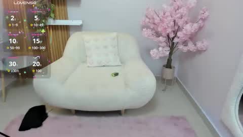 Snapshot of yess__daddy chatting on September 12, 11:32 am yess__daddy online show from September 12, 11:32 am