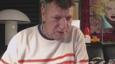 yessex247 online show from December 2, 1:58 am