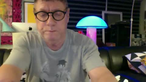 yessex247 online show from February 19, 5:16 am