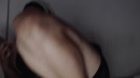 Snapshot of yessica_08 chatting on December 20, 4:36 pm yessica and andres online show from December 20, 4:36 pm