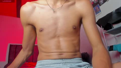 yesua281 online show from April 13, 4:29 am