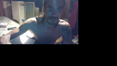 Snapshot of yetly chatting on October 27, 7:07 pm yetly online show from October 27, 7:07 pm