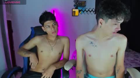 Snapshot of yimbersonpeter chatting on October 6, 8:34 am jhon online show from October 6, 8:34 am