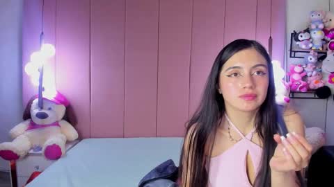 yinyang_luar online show from November 20, 7:35 pm