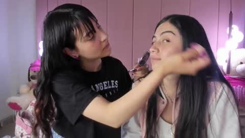 yinyang_luar online show from December 19, 7:21 pm