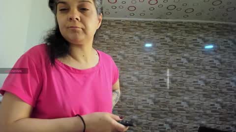 yinyyanghot online show from December 5, 10:13 am