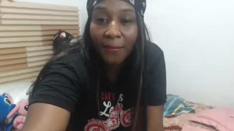 Snapshot of yirily chatting on February 25, 6:01 am yirily online show from February 25, 6:01 am