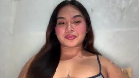 Snapshot of yllanahard chatting on February 8, 6:22 pm yllana love online show from February 8, 6:22 pm